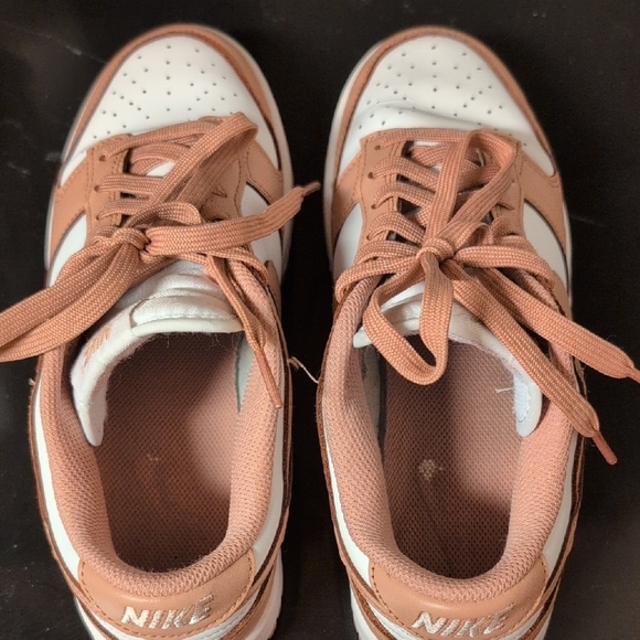 Nike Dunk Low "Rose Whisper" Sneakers Size 8.5

MSRP $120 - Picture 11 of 12